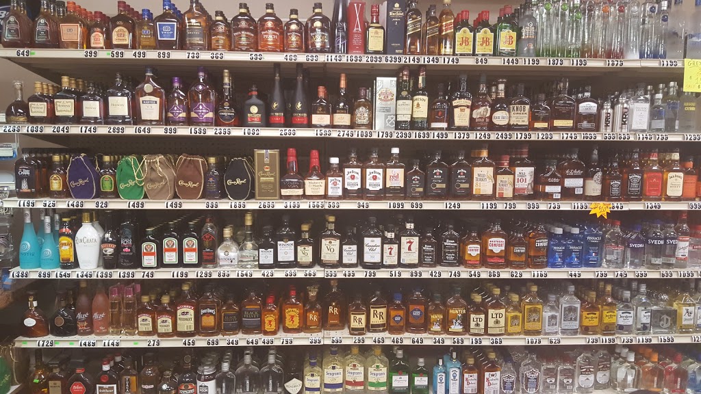 Liquor Hut | 9235 TX-146, Baytown, TX 77523, USA | Phone: (281) 576-0500