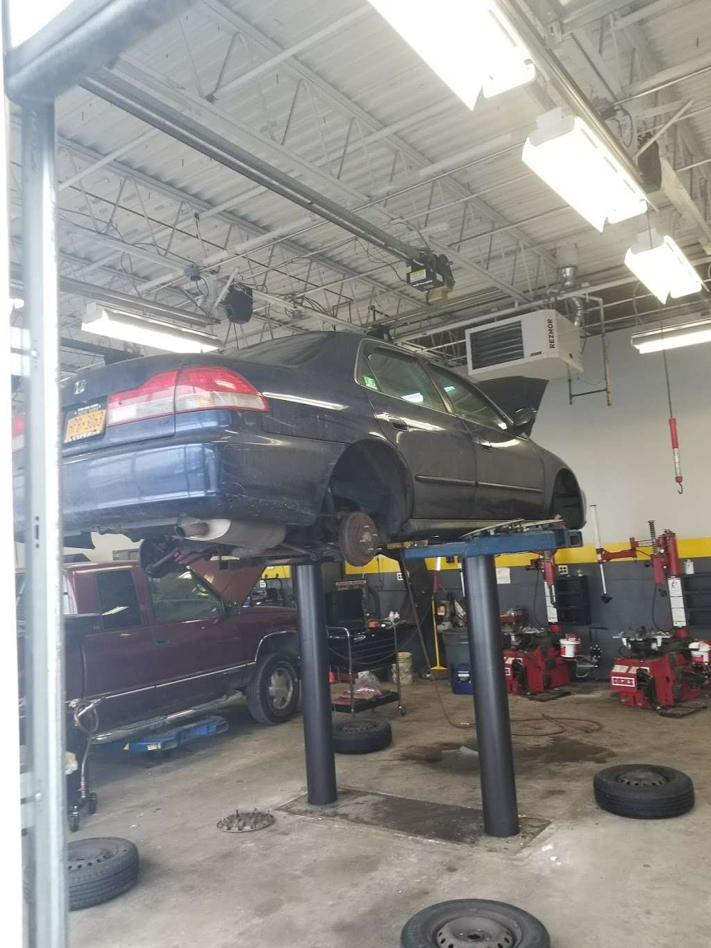 Goodyear Auto Service | 101 Rockaway Turnpike, Lawrence, NY 11559, USA | Phone: (516) 239-0500