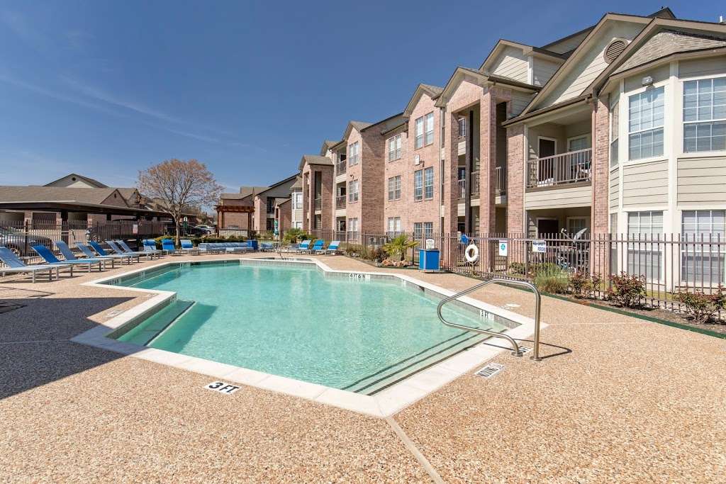 Mission Fairways Apartments | 801 US-67, Mesquite, TX 75150, USA | Phone: (972) 458-4615