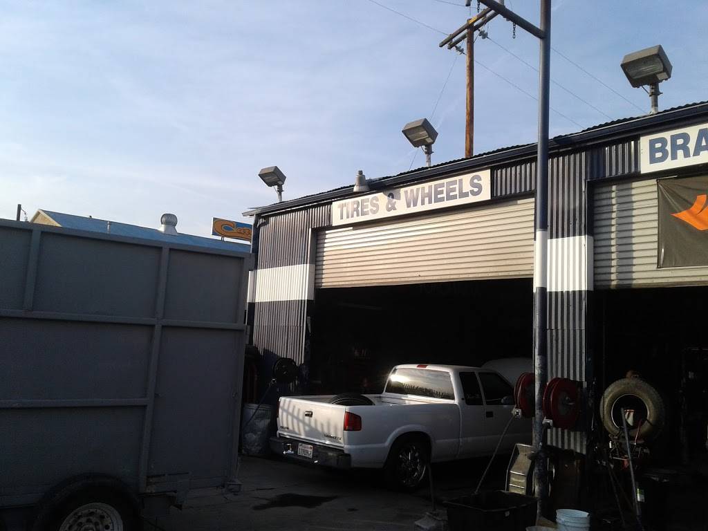 Pacific Tire & Wheel | 1516 E Truxtun Ave, Bakersfield, CA 93305, USA | Phone: (661) 631-0464