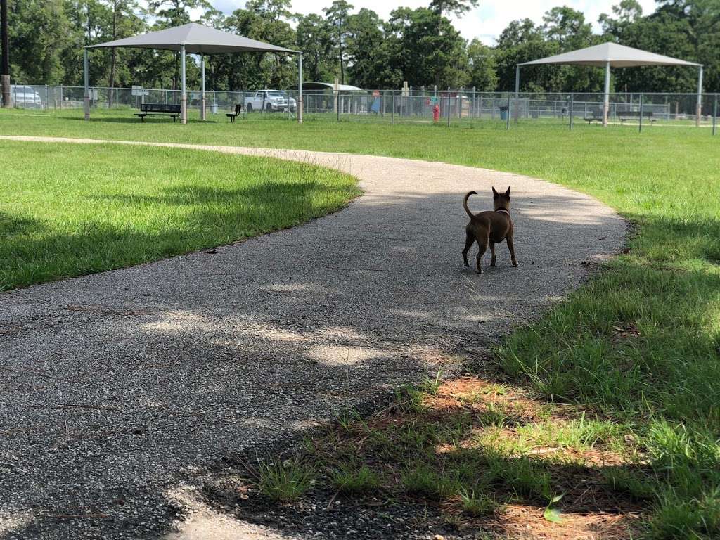 Small Dog Park | 12056-12098 Sonnier St, Houston, TX 77044, USA | Phone: (713) 440-1587