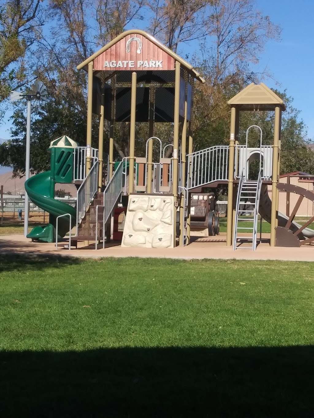 Agate Park | 8623 Jurupa Rd, Jurupa Valley, CA 92509, USA | Phone: (951) 361-2090