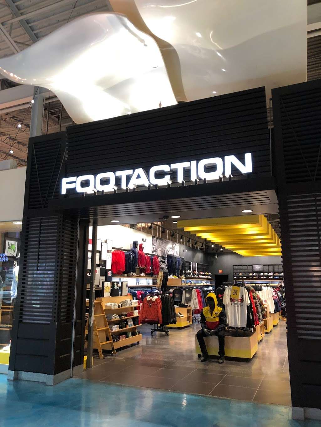 Footaction | 11401 NW 12th St Suite 270, Miami, FL 33172, USA | Phone: (305) 477-1996