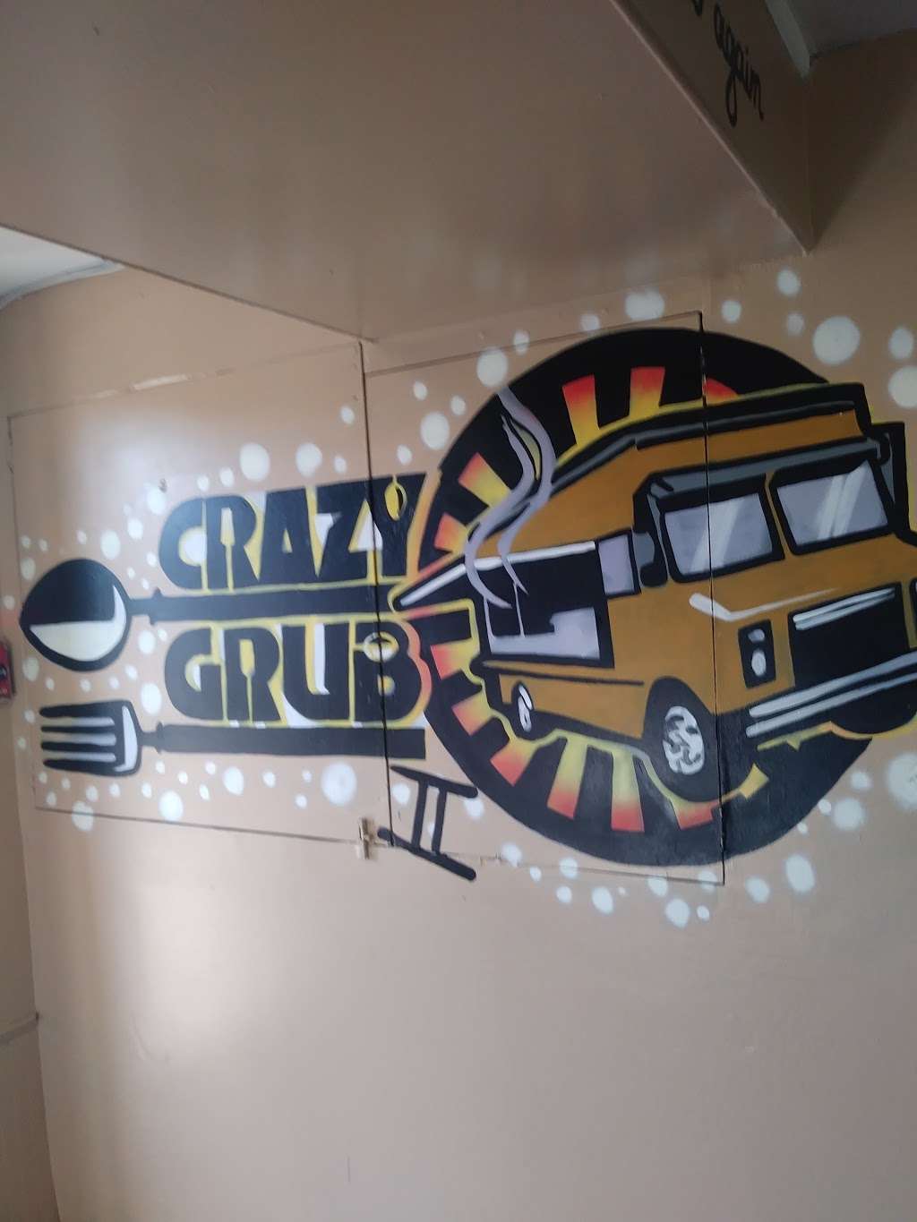 Crazy Grub Cafe | 5751 Wheeler St, Philadelphia, PA 19143, USA | Phone: (215) 921-4890