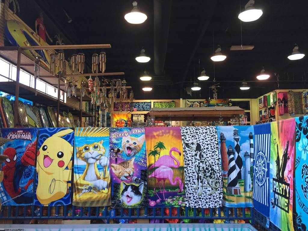 Palace Beachwear & Gifts in 3017 N Shoreline Blvd, Corpus Christi, TX