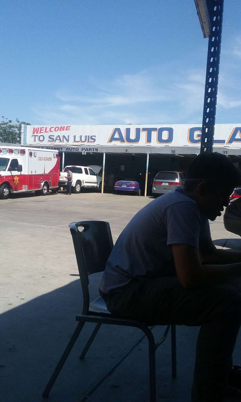 San Luis Auto Glass | 524 N Mission Rd, Los Angeles, CA 90033, USA | Phone: (323) 343-0003