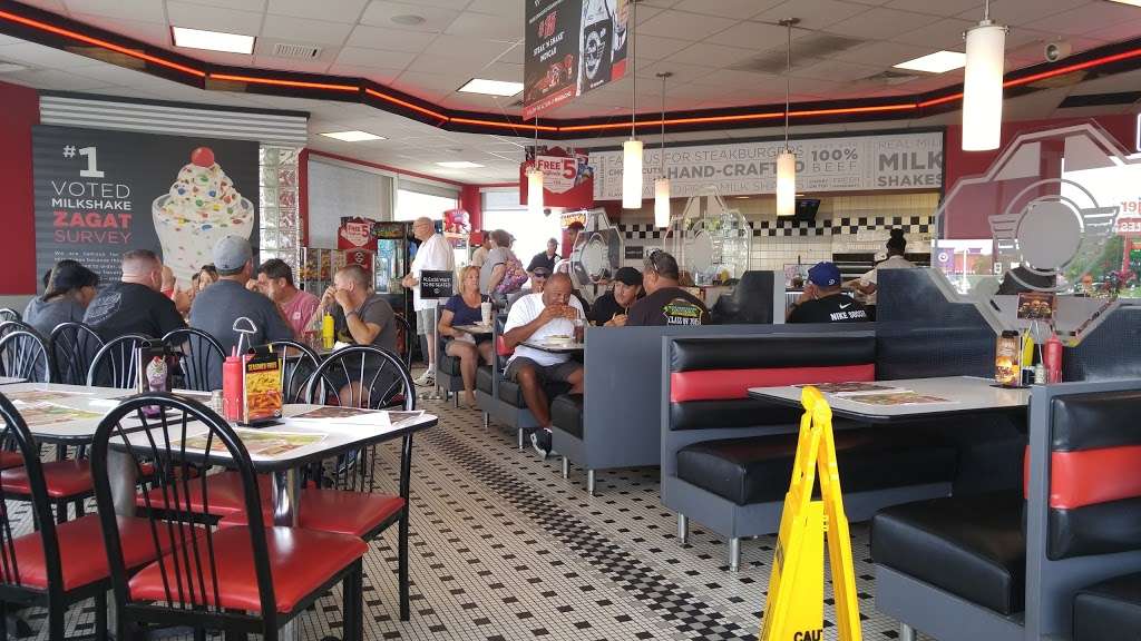 Steak n Shake | 8157 E 96th St, Indianapolis, IN 46256 | Phone: (317) 842-5963