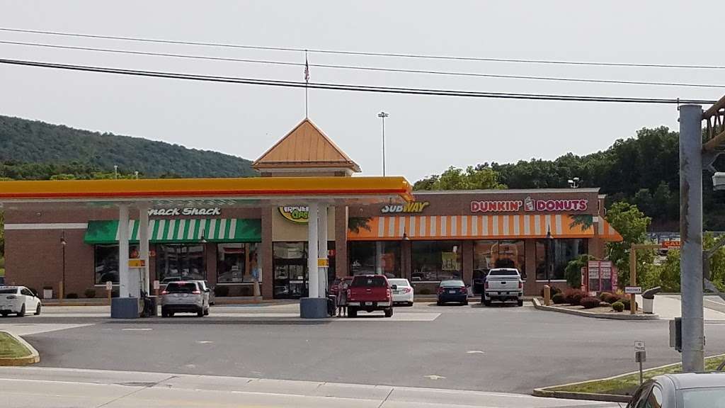 Dunkin | 16520 Lincoln Hwy, Breezewood, PA 15533 | Phone: (814) 735-7274