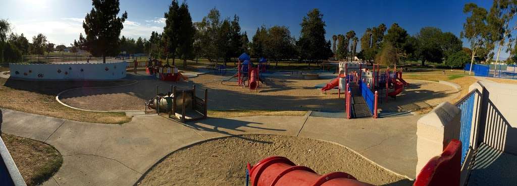 Kiwanis Barrier Free Park | S Linda Way, Santa Ana, CA 92704, USA | Phone: (714) 547-3361