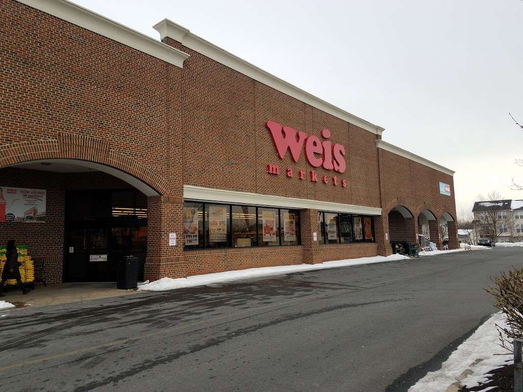 Weis Markets | 10 Village Center Rd, Reisterstown, MD 21136 | Phone: (410) 517-0204