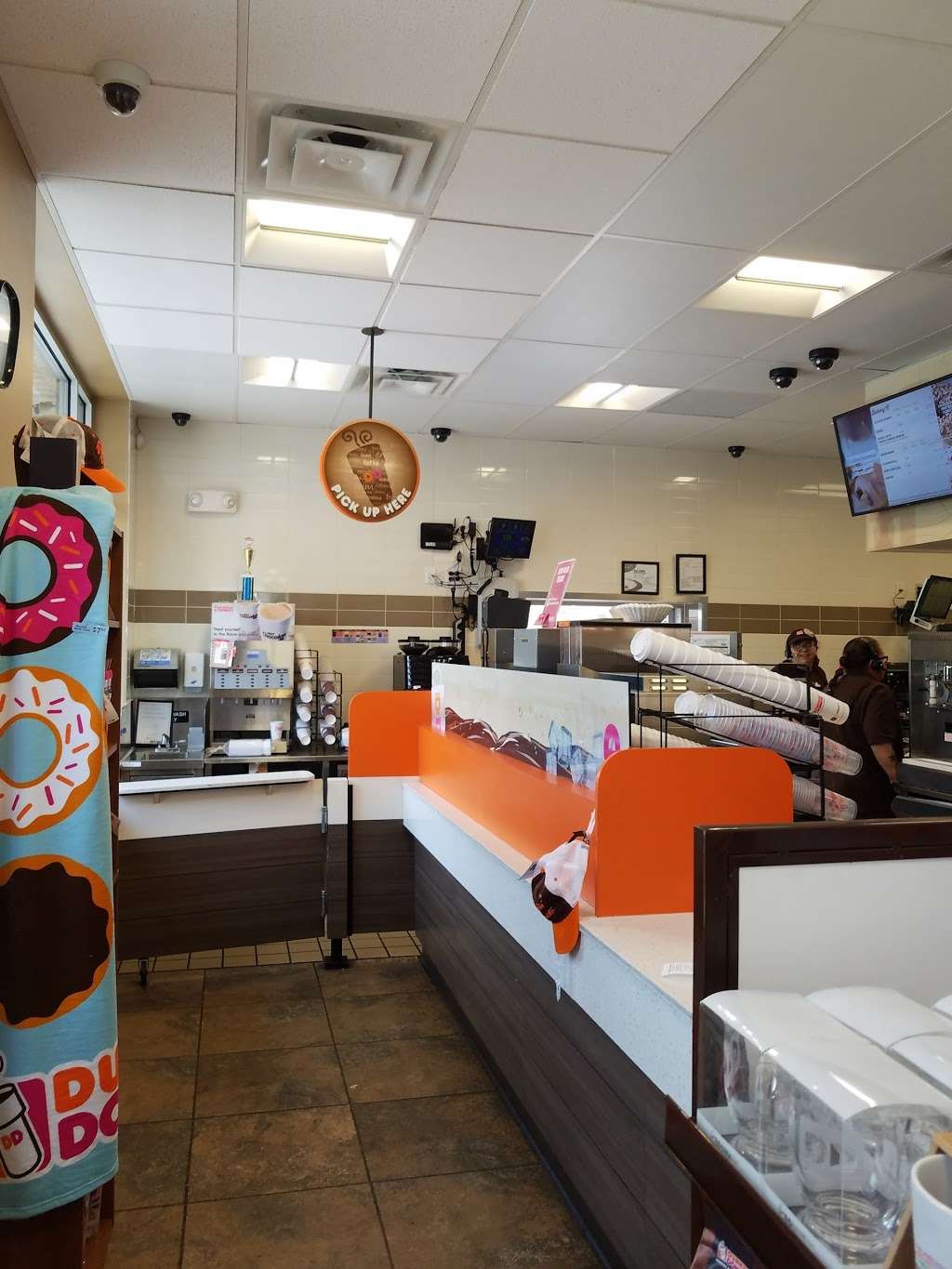 Dunkin Donuts | Sunoco Gas Station, 2999 Bear Creek Blvd, Plains, PA 18702, USA | Phone: (570) 824-1770