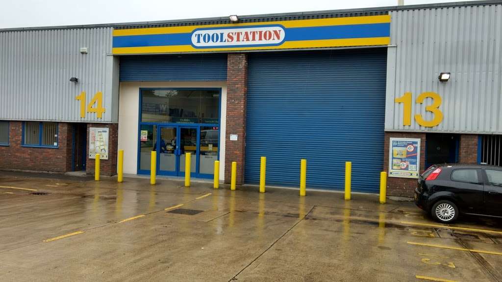 Toolstation Crawley | Oakwood Industrial Park, Gatwick Rd, Crawley RH10 9AZ, UK | Phone: 0808 100 7211