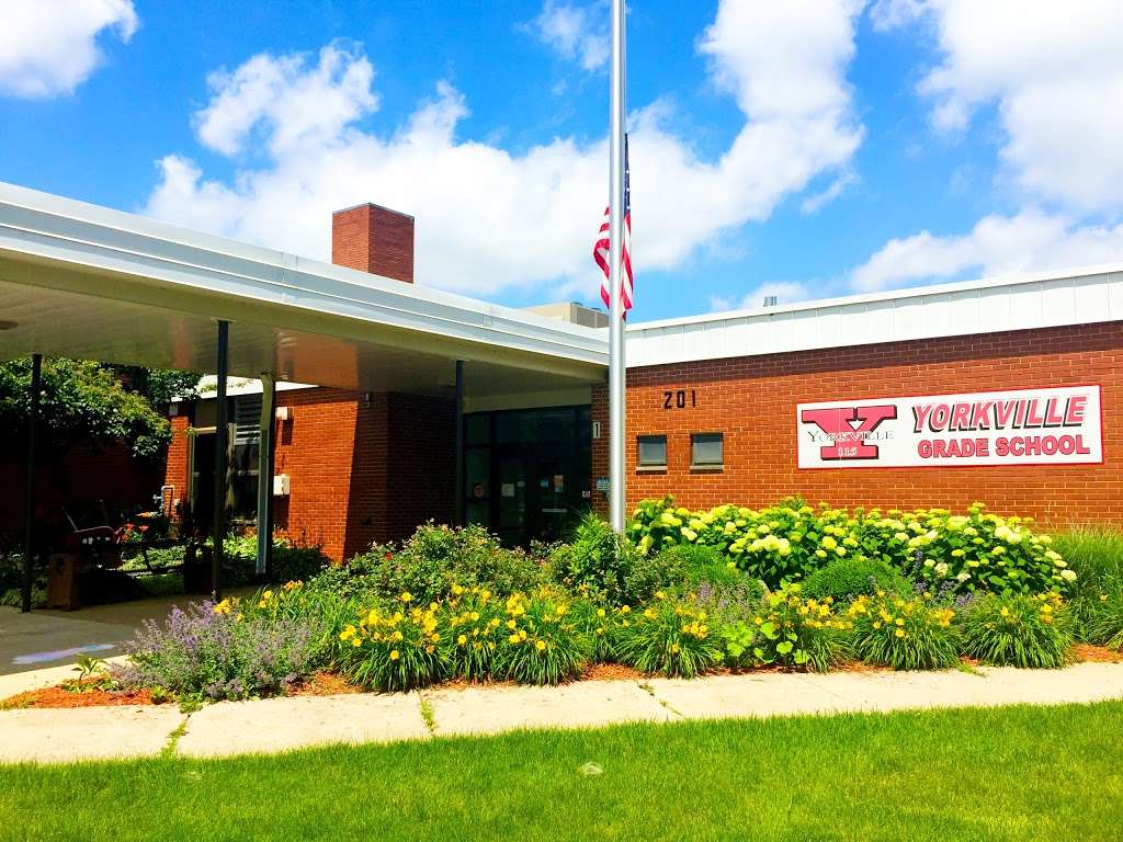 Yorkville Grade School | 201 W Somonauk St, Yorkville, IL 60560, USA | Phone: (630) 553-4390