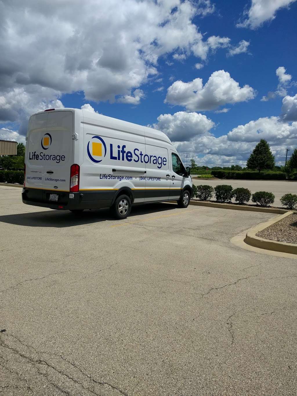 Life Storage | 1650 N Randall Rd, Aurora, IL 60506 | Phone: (630) 473-3897