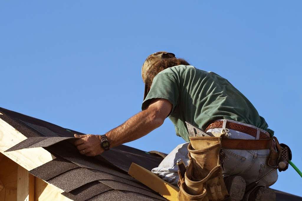 Littleton Roofing Service | 7763 Kyle Way, Littleton, CO 80125, USA | Phone: (720) 545-0666