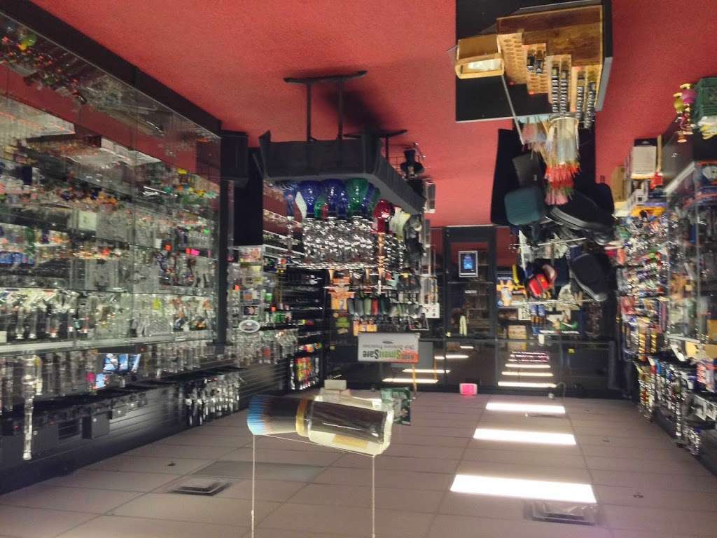 Smokies Smoke Shop | 8240 W Lower Buckeye Rd STE 104, Phoenix, AZ 85043, USA | Phone: (623) 936-3034