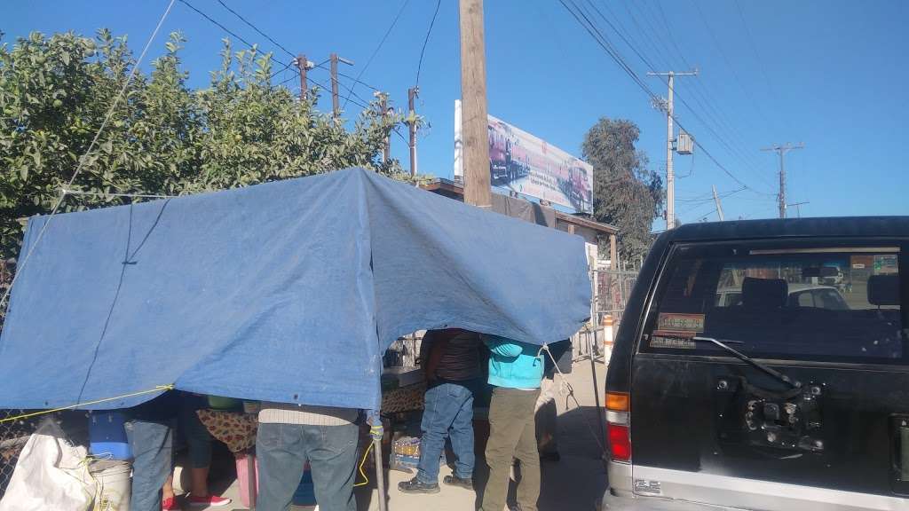 Burritos La Güera | Vía de la Juventud Ote LB, Garita de Otay, Tijuana, B.C., Mexico