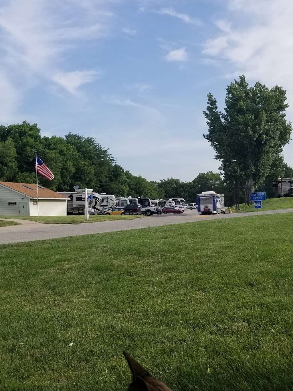 Campus RV Park | 500 W Pacific Ave, Independence, MO 64050, USA | Phone: (816) 254-1815