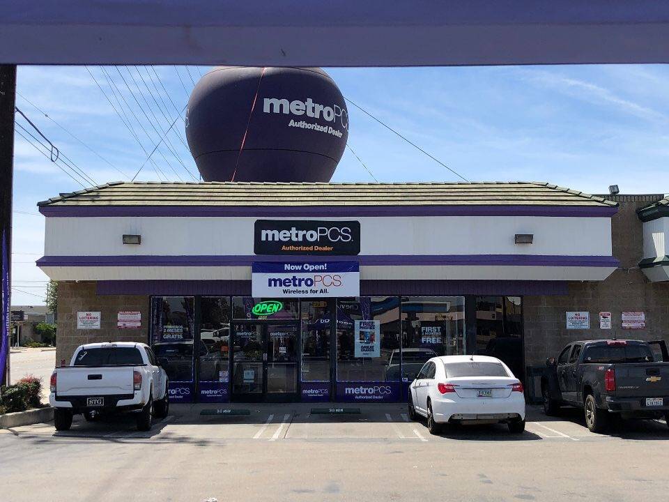 Metro by T-Mobile | 995 S Beach Blvd, Anaheim, CA 92804, USA | Phone: (714) 236-5352