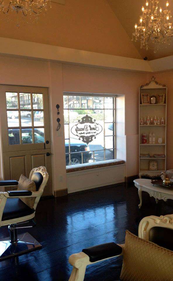 Swell Beauty Hair and Makeup Artistry | 1751 S Coast Hwy, Laguna Beach, CA 92651, USA | Phone: (949) 579-2747