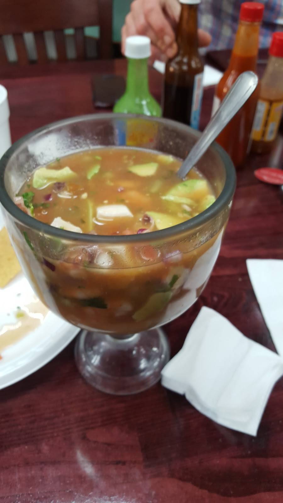 Mariscos Licenciado | 1052 N State College Blvd, Anaheim, CA 92806, USA | Phone: (714) 776-3415