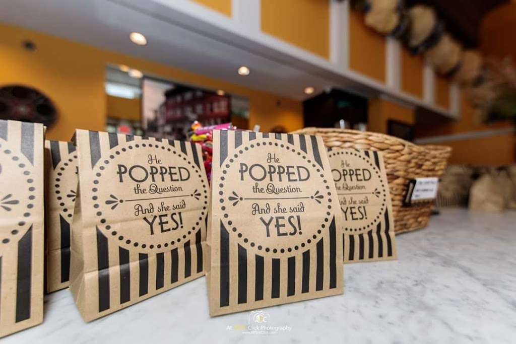 The Bijou Theatre | 275 Fairfield Ave, Bridgeport, CT 06604, USA | Phone: (203) 296-9605