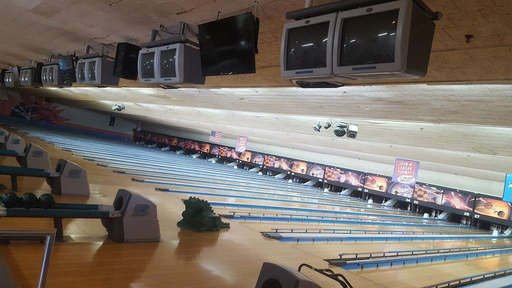 New North Arlington Bowl | 200 Schuyler Ave, North Arlington, NJ 07031, USA | Phone: (201) 998-9621