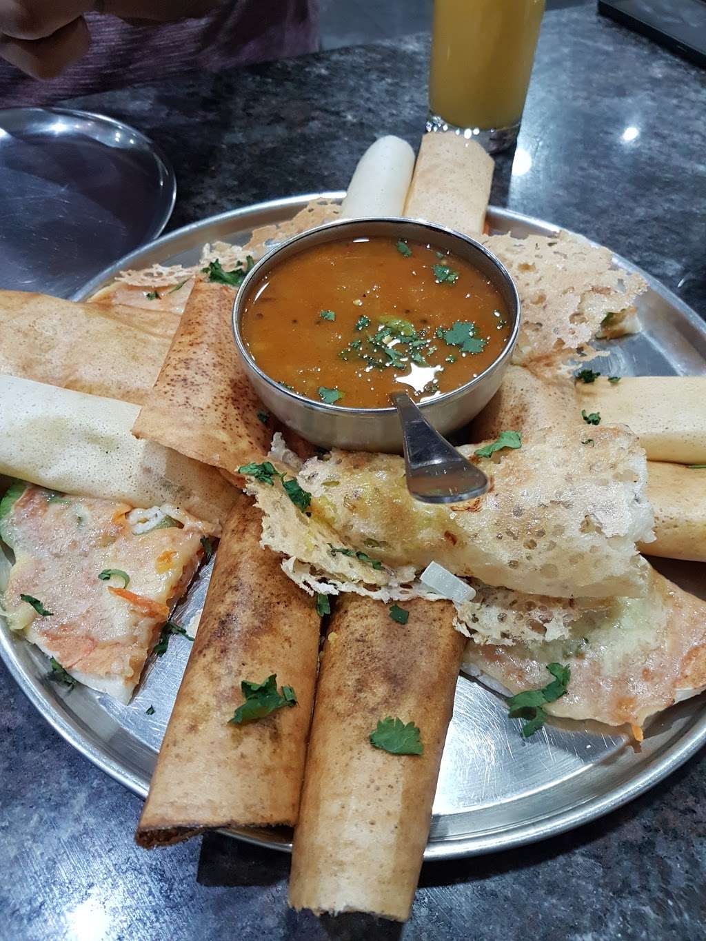 Sri Rathiga Restaurant | 21 Mollison Way, Edgware HA8 5QH, UK | Phone: 020 8952 4411