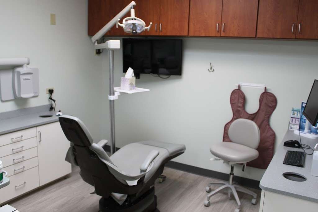 Walker Square Dental Associates - Dover Dentist | 838 Walker Rd Ste 21, Dover, DE 19904, USA | Phone: (302) 736-1423