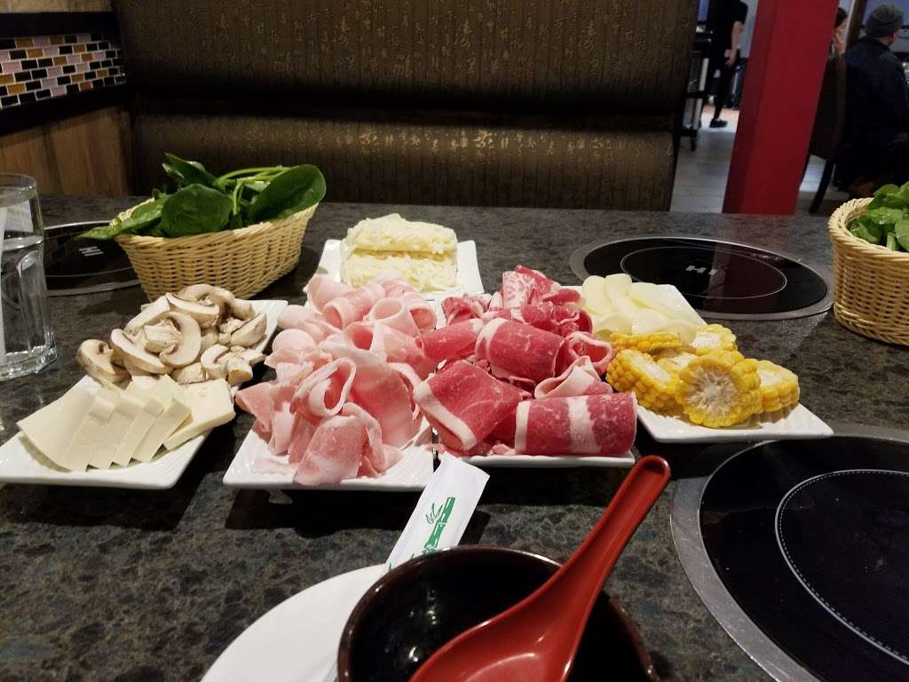 Aki Asian Hotpot Restaurant | 12303 E Mississippi Ave #125, Aurora, CO 80012 | Phone: (720) 638-3193