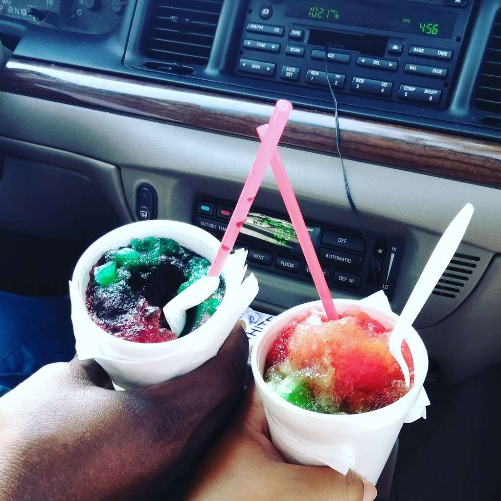 Hirscheys Snocones | 3231 N Main St, Stafford, TX 77477, USA