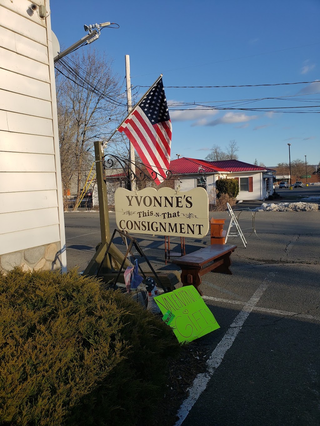 Yvonnes Lilo This-n-That | 601 W Harford St, Milford, PA 18337, USA | Phone: (973) 652-8824