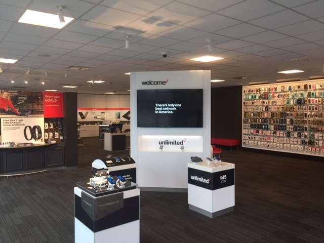 Verizon | 3330 Mall Loop Dr, Joliet, IL 60431 | Phone: (815) 439-5100