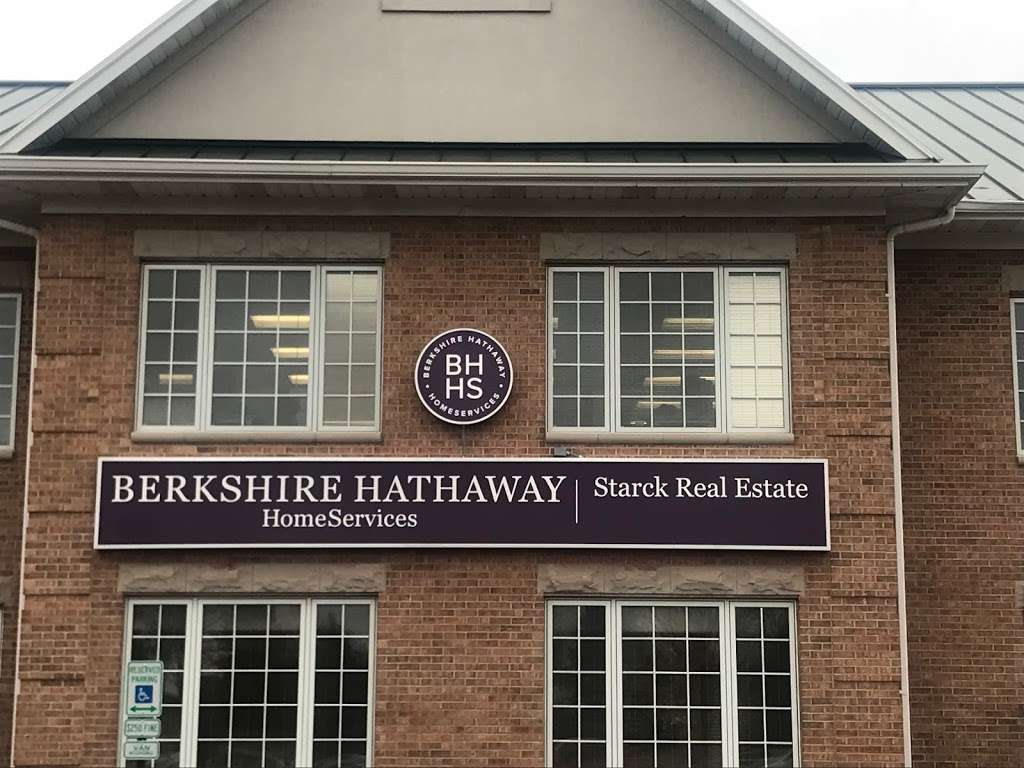 Berkshire Hathaway Starck Real Estate | 13300 IL-47, Huntley, IL 60142, USA | Phone: (847) 515-1200