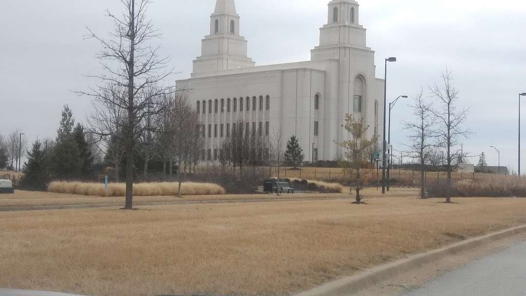 Kansas City Missouri Temple | 7001 Searcy Creek Pkwy, Kansas City, MO 64119, USA | Phone: (816) 413-1430