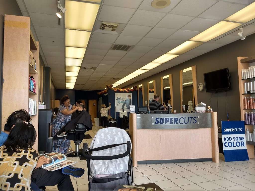 Supercuts | 8321 Broadway St #116, Pearland, TX 77581, USA | Phone: (281) 412-6858