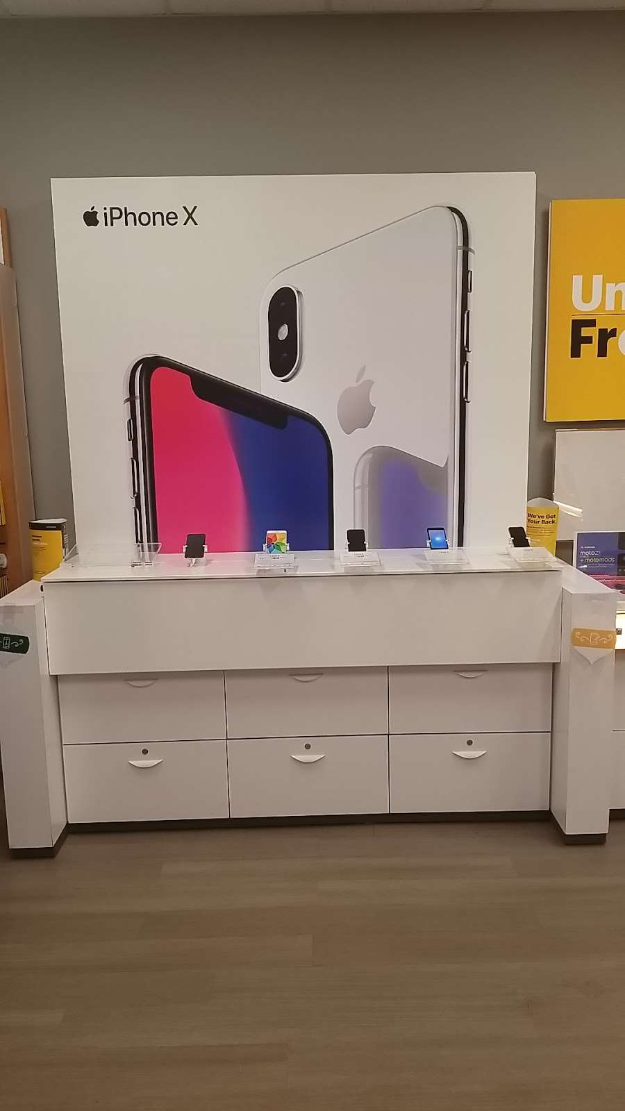 Sprint Store | 9 Hilldale Ave, Haverhill, MA 01832, USA | Phone: (978) 373-4555