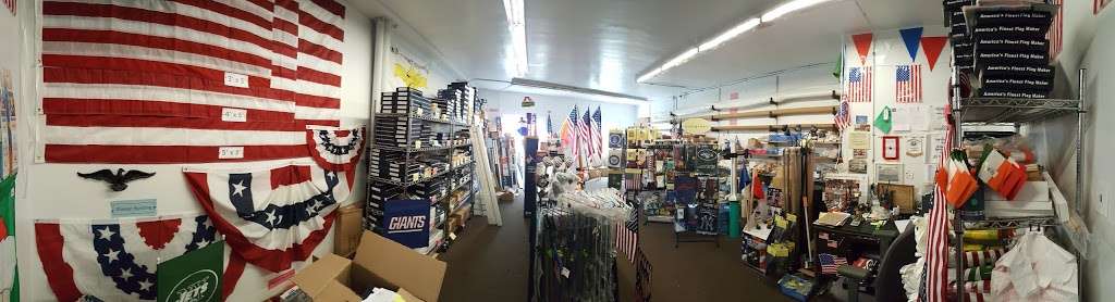 D.S. Tool Flags & Flagpoles LLC | 4 Vernon Lane 2nd Floor, Elmsford, NY 10523, USA | Phone: (914) 592-5030