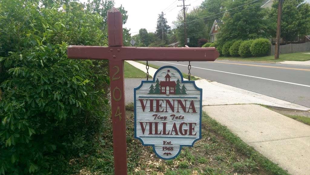 Vienna Tiny Tots Village | 204 Courthouse Rd SW, Vienna, VA 22180, USA | Phone: (703) 281-4546