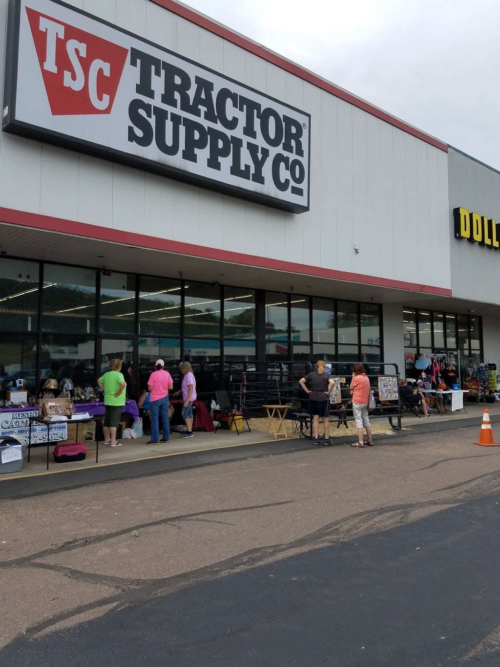 Tractor Supply Co. | 12 Rte 6 Plz, Tunkhannock, PA 18657, USA | Phone: (570) 836-8376