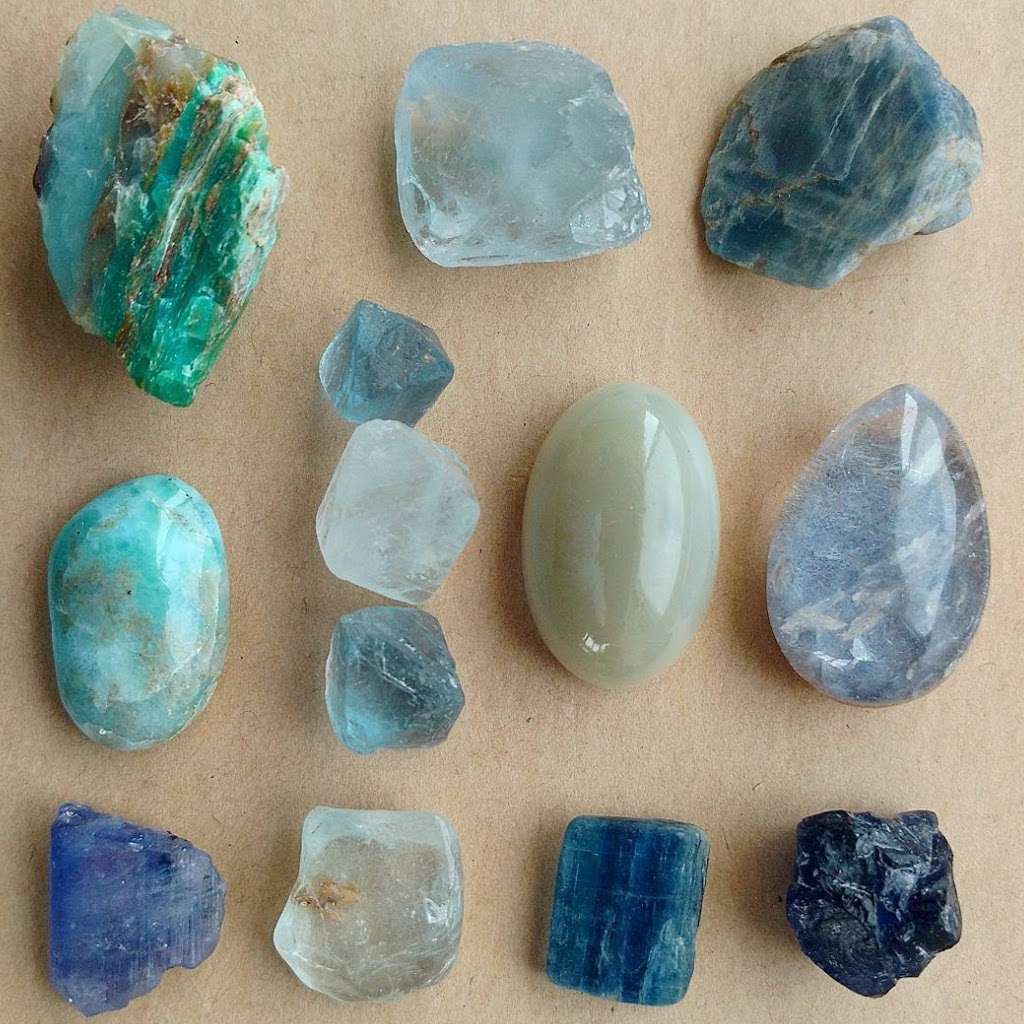Mineralism Crystals | 4671, 8088 Cardinal Cove E, Indianapolis, IN 46256 | Phone: (503) 568-4605