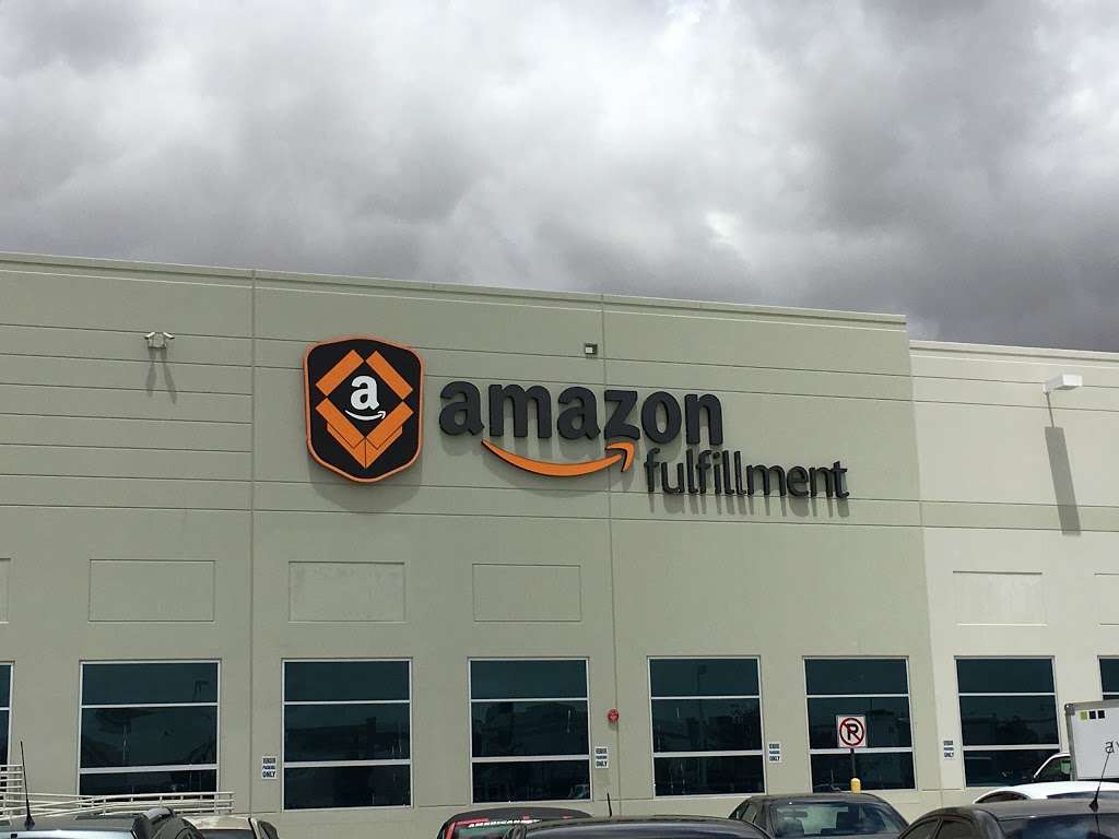 Amazon Fulfillment Center ONT6 24208 San Michele Rd Moreno