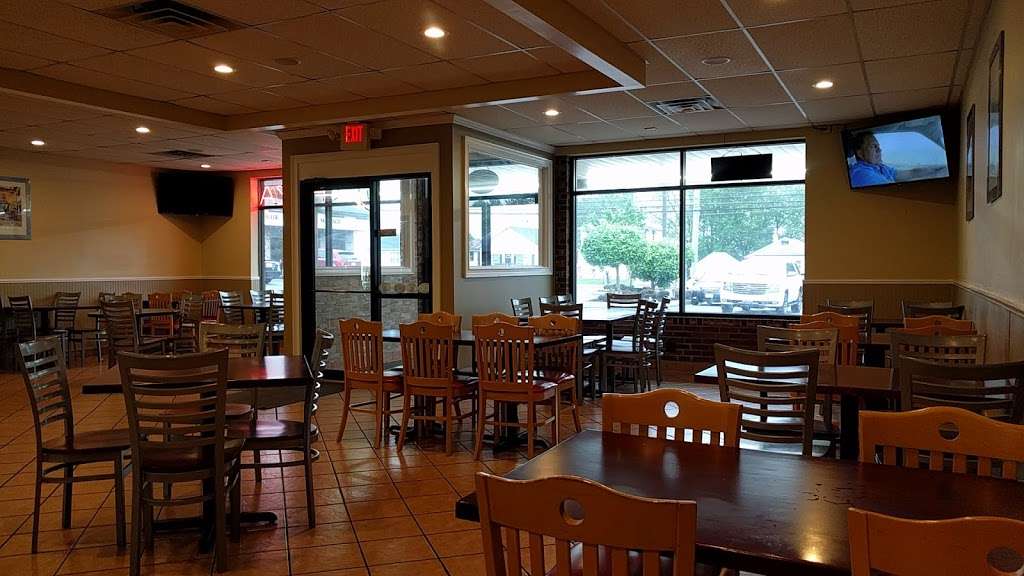 Roma Pizza | 105 Northside Plaza, Elkton, MD 21921, USA | Phone: (410) 392-0004