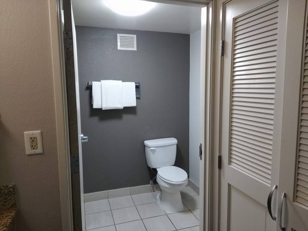 Courtyard by Marriott Fort Worth I-30 West Near NAS JRB | 6530 West Fwy, Fort Worth, TX 76116, USA | Phone: (817) 737-6923