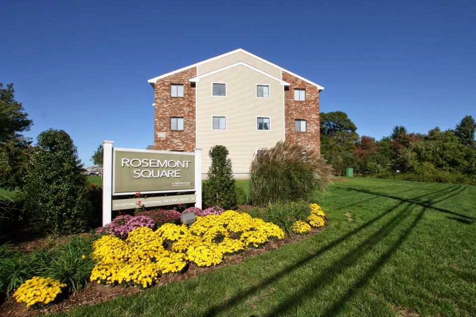 Rosemont Square Apartments | 2 Chestnut W, Randolph, MA 02368, USA | Phone: (781) 961-7673