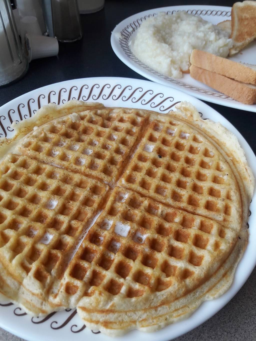 Waffle House | 1607 TW Alexander Dr, Durham, NC 27703, USA | Phone: (919) 596-7220