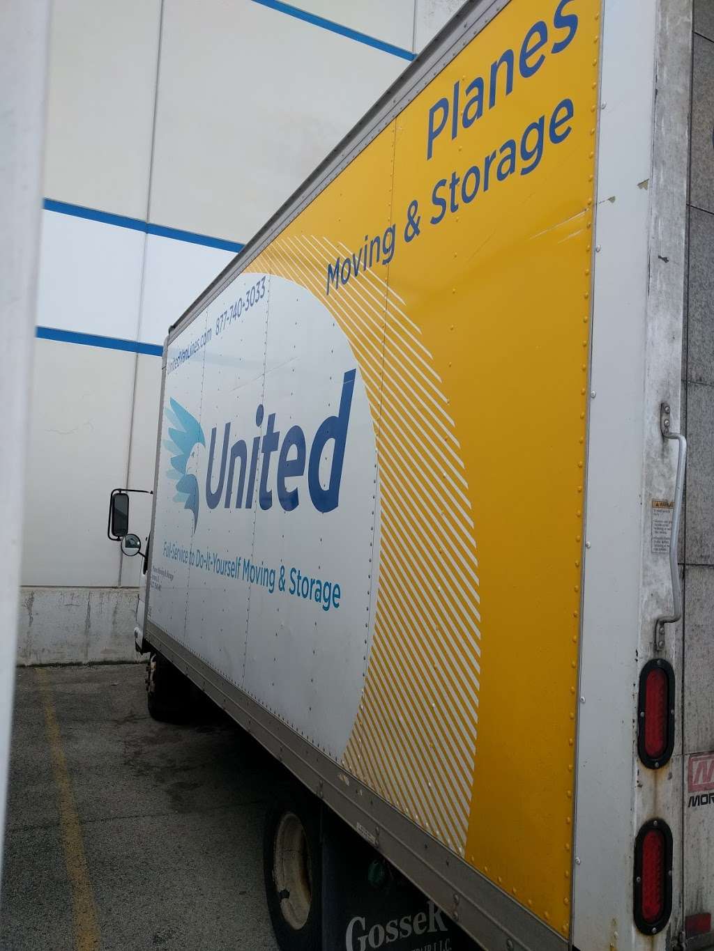 Planes Moving & Storage Of Chicago | 1100 Bilter Rd, Aurora, IL 60502, USA | Phone: (630) 851-3700