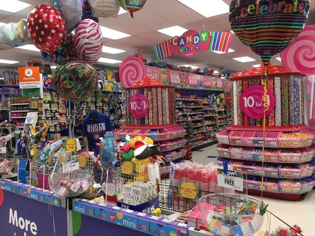 Party City | 10229 Indianapolis Blvd, Highland, IN 46322, USA | Phone: (219) 924-9071