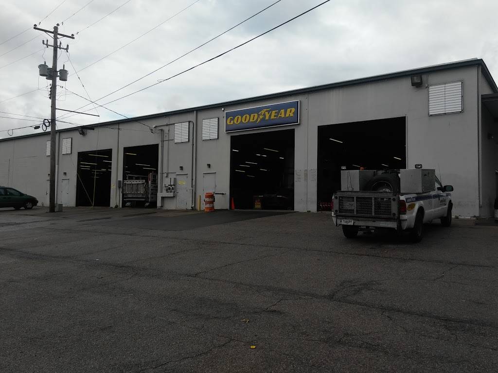 Goodyear Commercial Tire & Service Centers | 3085 Bellbrook Dr, Memphis, TN 38116, USA | Phone: (901) 396-9970