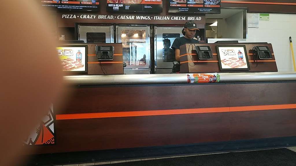 Little Caesars Pizza | 20920 Bear Valley Rd, Apple Valley, CA 92308, USA | Phone: (760) 247-0100